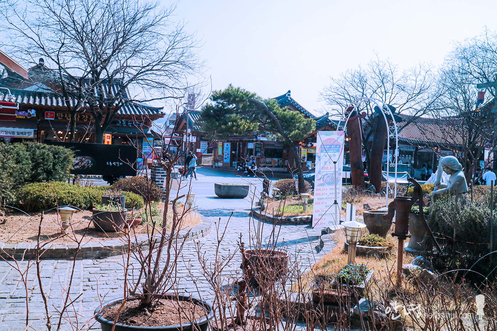 JEONJU DAY TRIP #2 – 고동 석갈비 – hellosihui